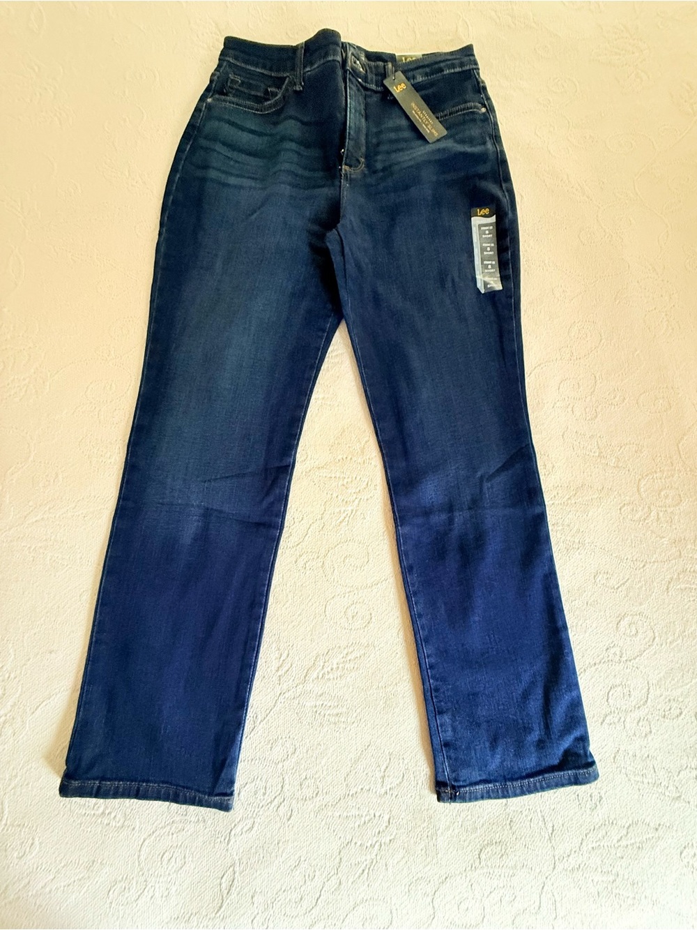 Women's Lee Instantly Slim Relaxed Fit Straight Leg Jeans - Ellis - 8 Short- NWT